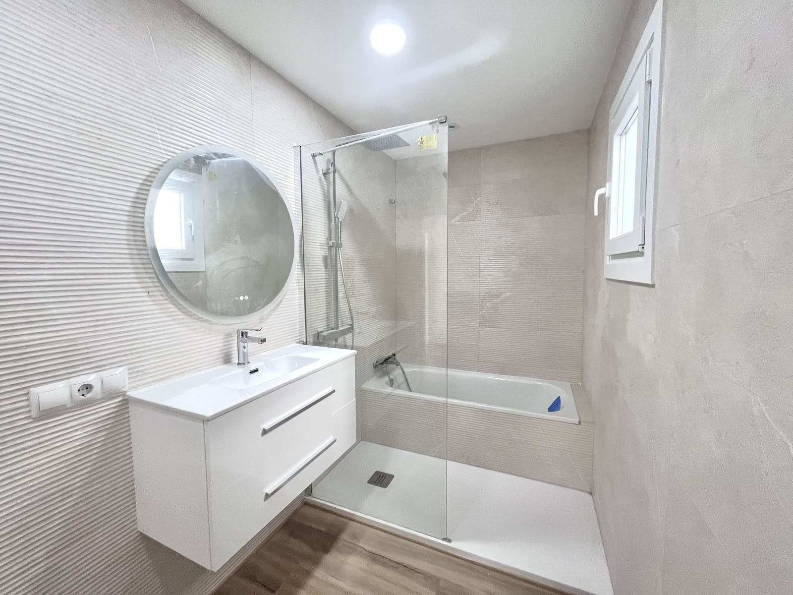 4 sypialnia Apartament do wynajęcia w Palma de Mallorca z garażem - 2 400 € (Ref: 9307234)