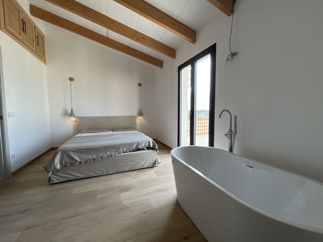 3 bedroom Townhouse for rent in Santa Margalida with pool - € 2,500 (Ref: 9310189)