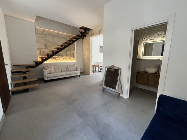 3 bedroom Townhouse for rent in Santa Margalida with pool - € 2,500 (Ref: 9310189)