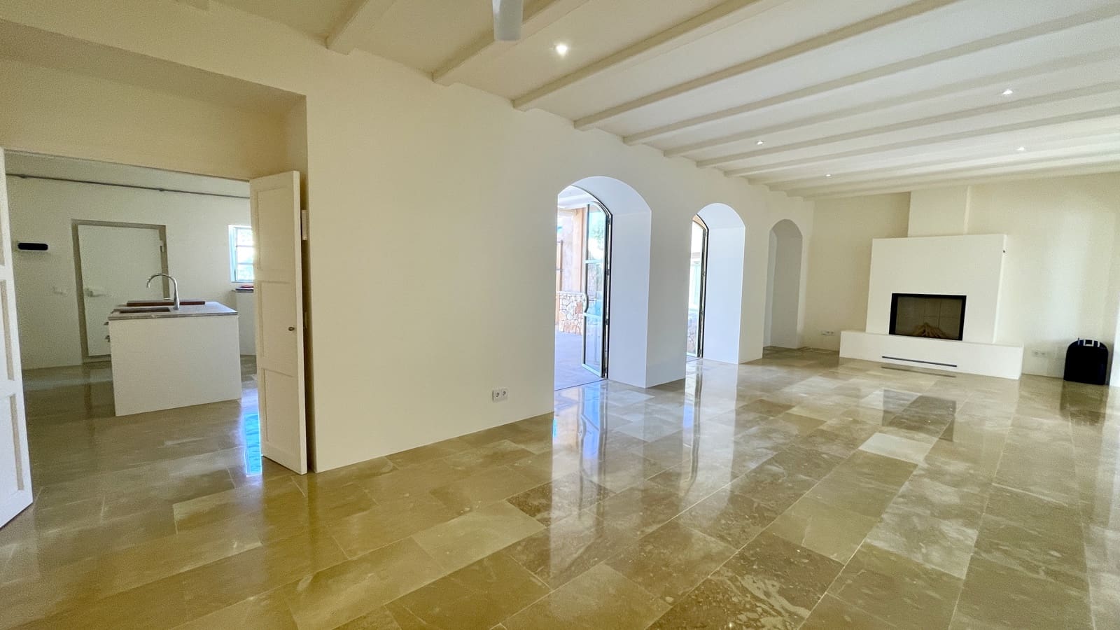 3 soveværelse Byhus til salg i Ses Salines med swimmingpool - € 1.750.000 (Ref: 9310190)