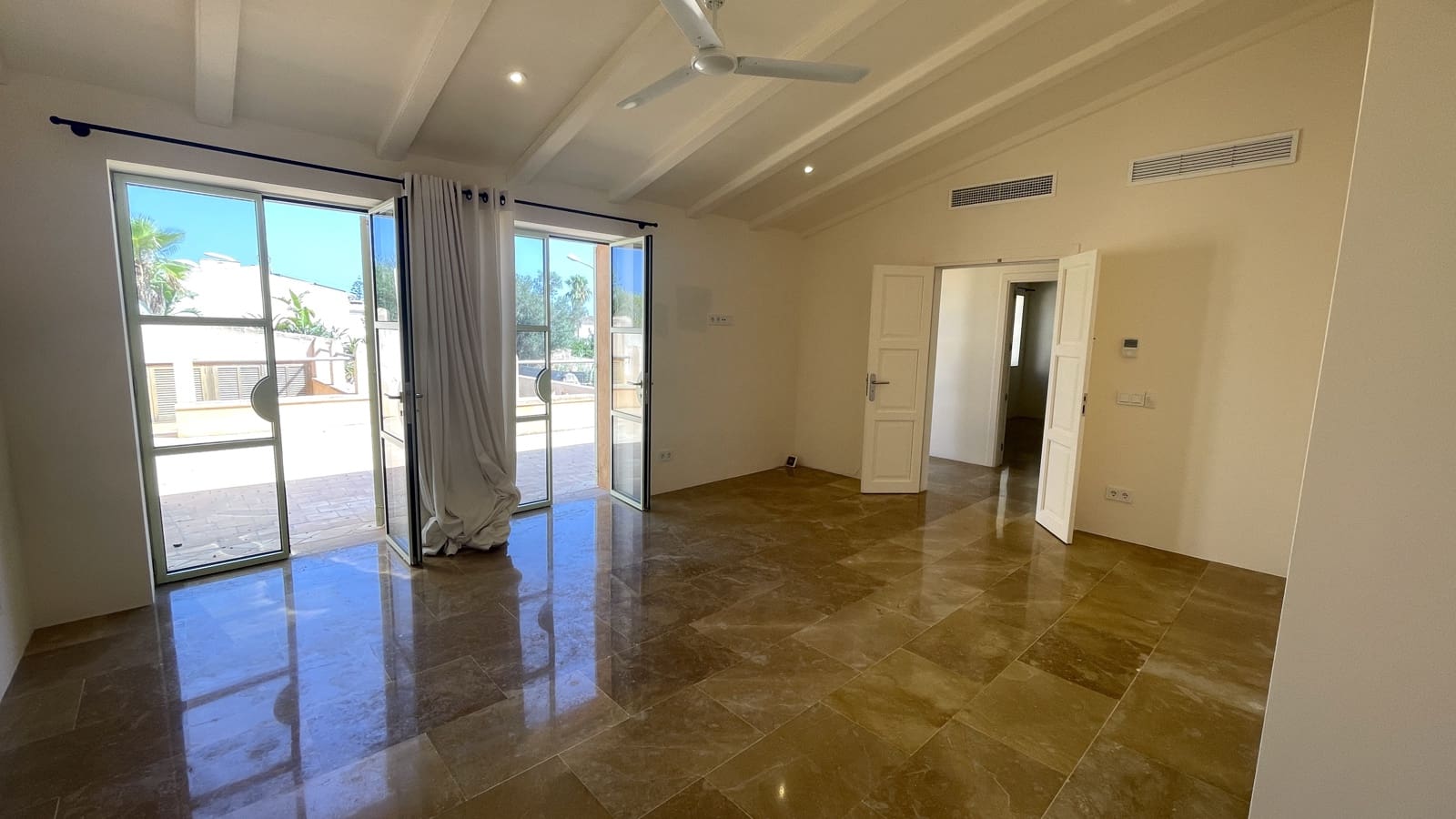 3 soveværelse Byhus til salg i Ses Salines med swimmingpool - € 1.750.000 (Ref: 9310190)