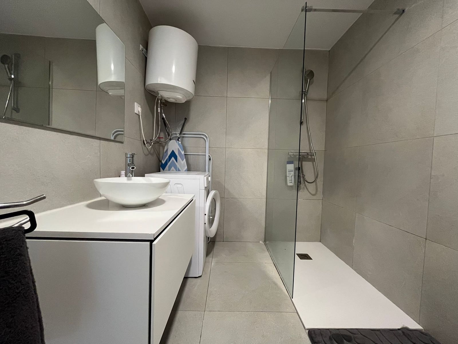 1 bedroom Apartment for rent in Cala Mayor with garage - € 1,500 (Ref: 9310191)