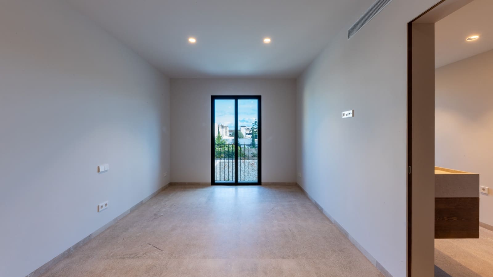 4 soveværelse Byhus til salg i Ses Salines med swimmingpool garage - € 2.500.000 (Ref: 9312017)