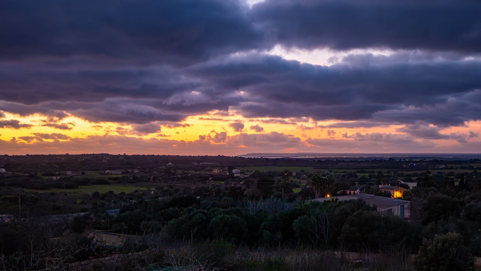 4 soveværelse Byhus til salg i Ses Salines med swimmingpool garage - € 2.500.000 (Ref: 9312017)
