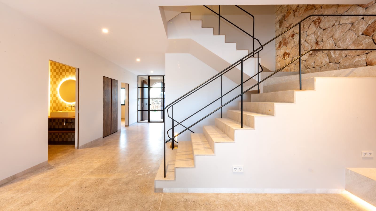 4 soveværelse Byhus til salg i Ses Salines med swimmingpool garage - € 2.500.000 (Ref: 9312017)