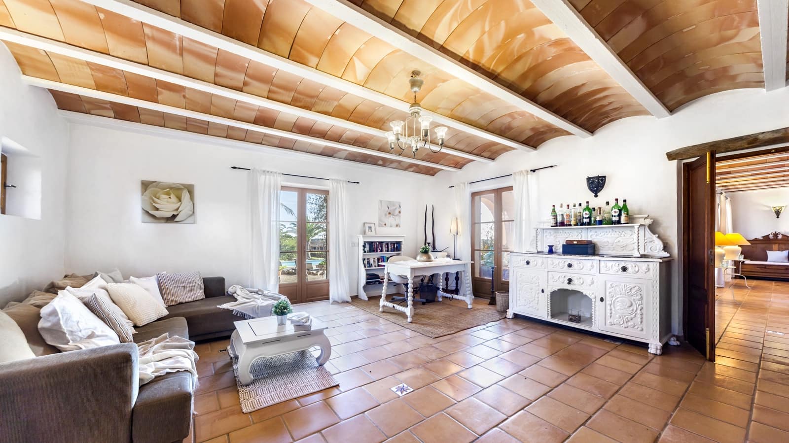 4 bedroom Finca/Country House for rent in Campos with pool garage - € 6,000 (Ref: 9315197)