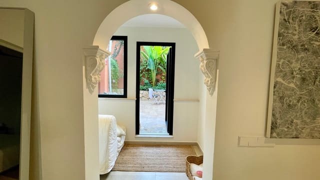 2 bedroom Apartment for rent in El Terreno, Palma de Mallorca - € 1,900 (Ref: 9319929)