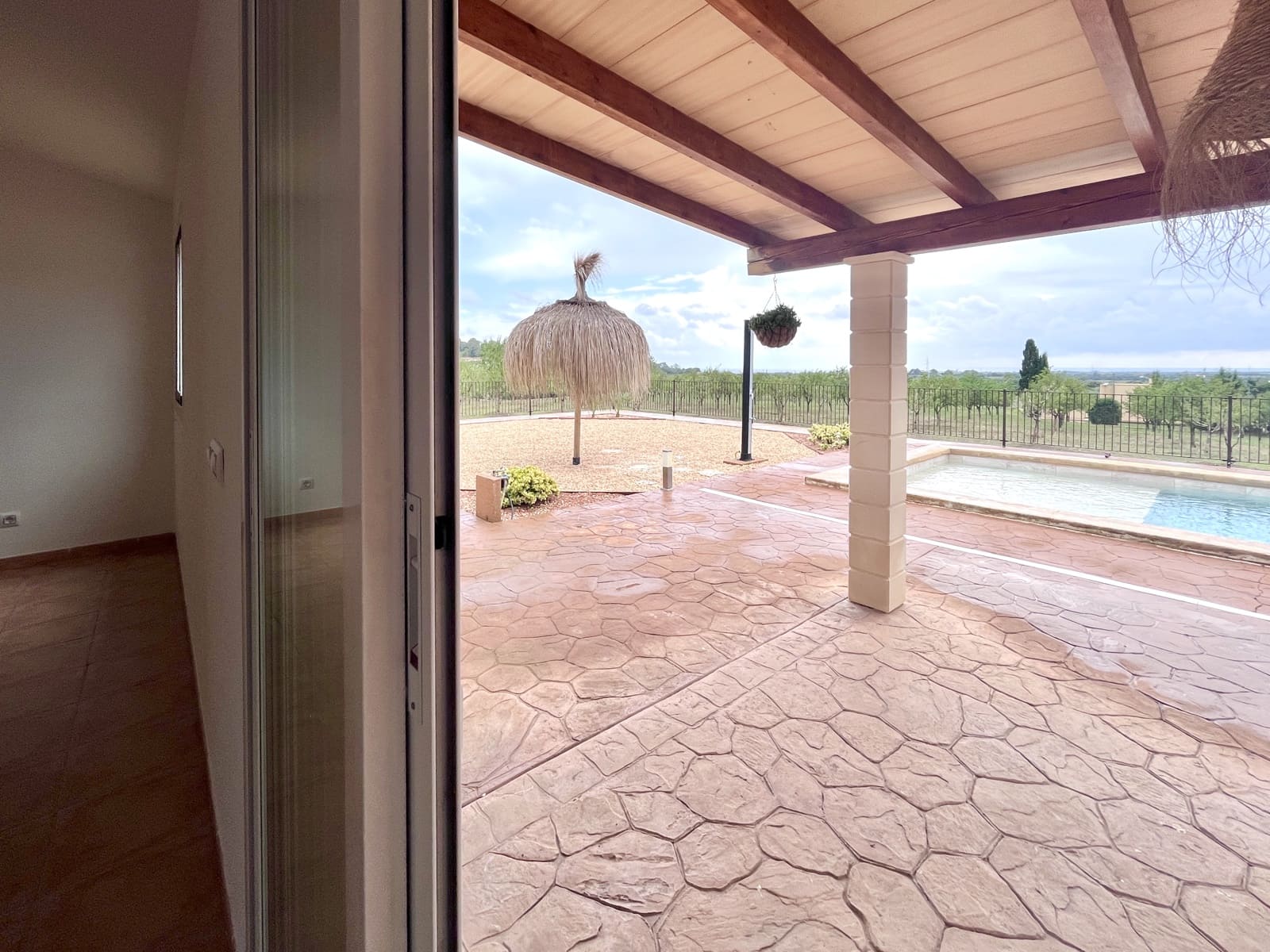 3 bedroom Finca/Country House for rent in Sant Llorenc des Cardassar with pool garage - € 2,600 (Ref: 9325610)