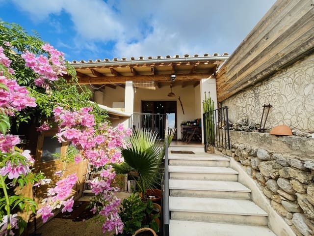 3 bedroom Townhouse for sale in Búger with garage - € 525,000 (Ref: 9325611)