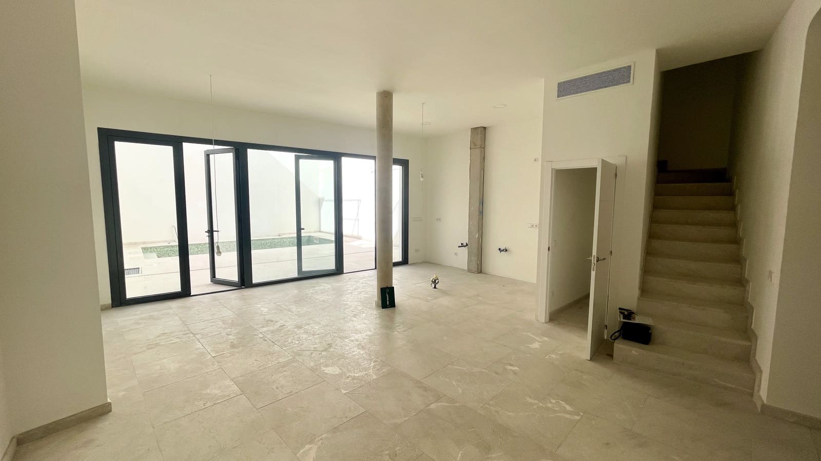3 bedroom Townhouse for sale in Manacor with pool garage - € 945,000 (Ref: 9325612)