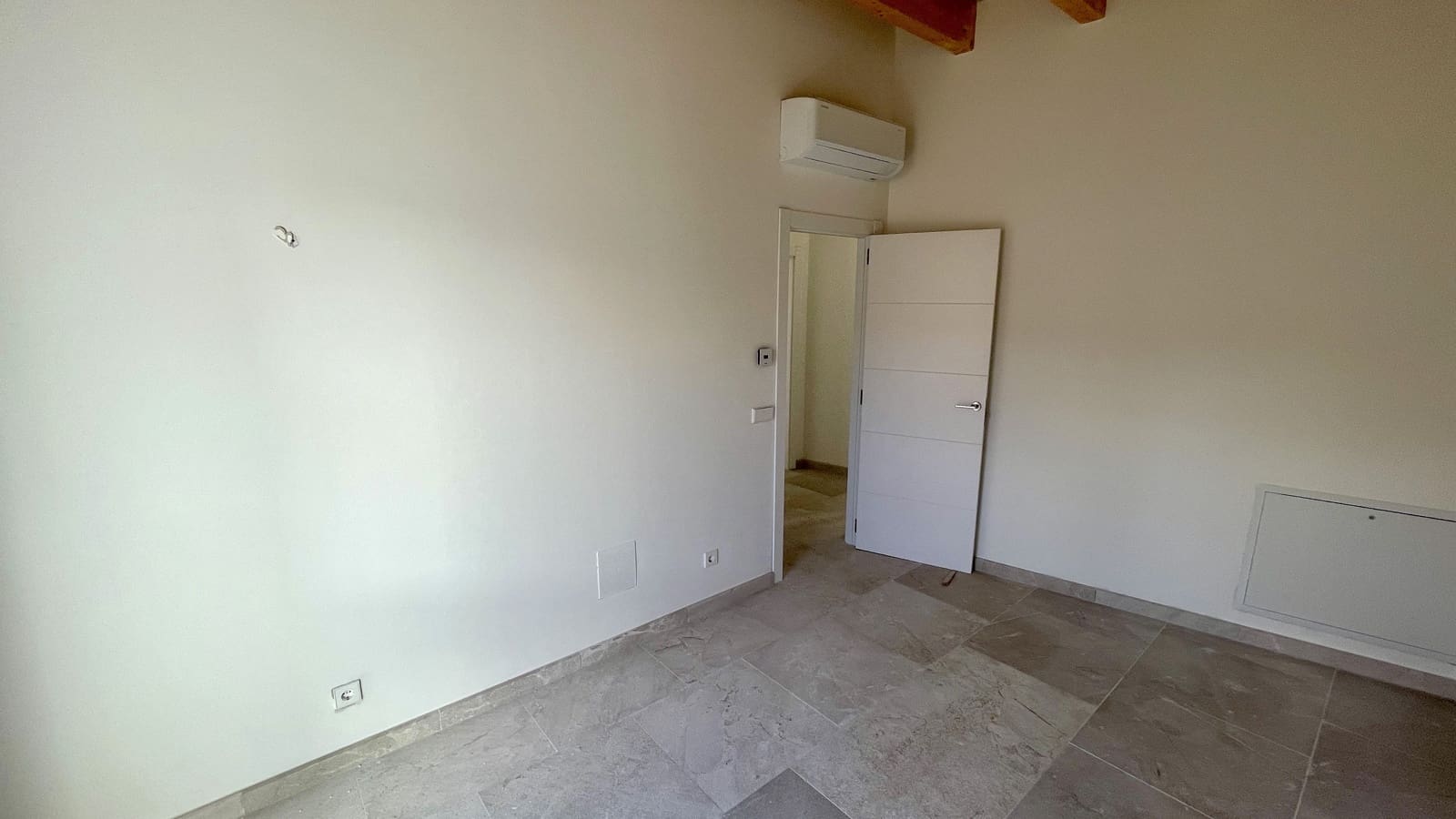 3 makuuhuone Omakotitalo myytävänä paikassa Manacor mukana uima-altaan 
autotalli - 995 000 € (Ref: 9325612)