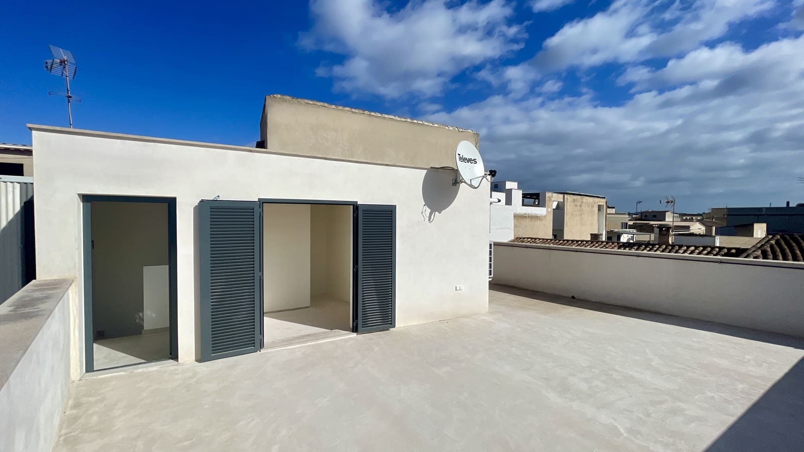 3 makuuhuone Omakotitalo myytävänä paikassa Manacor mukana uima-altaan 
autotalli - 995 000 € (Ref: 9325612)