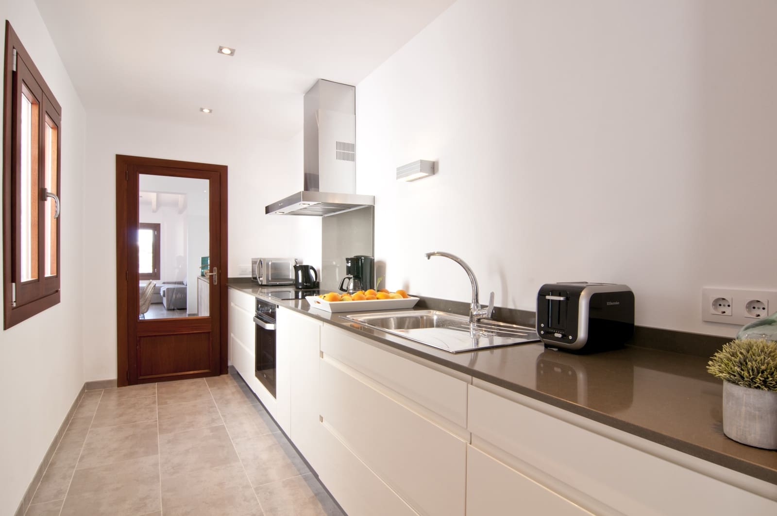 3 soveværelse Villa til leje i Capdepera - € 3.000 (Ref: 9329848)