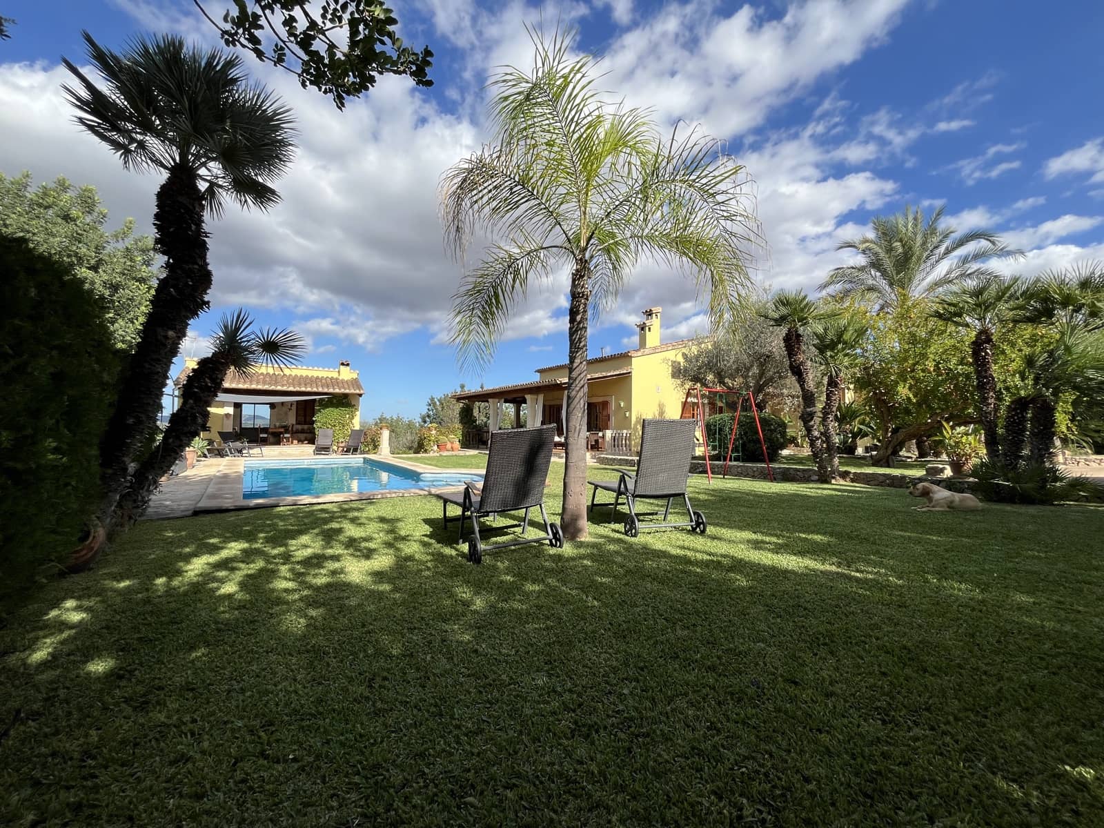 4 makuuhuone Maalaistalo vuokrattavana paikassa Inca mukana uima-altaan 
autotalli - 6 900 € (Ref: 9332732)