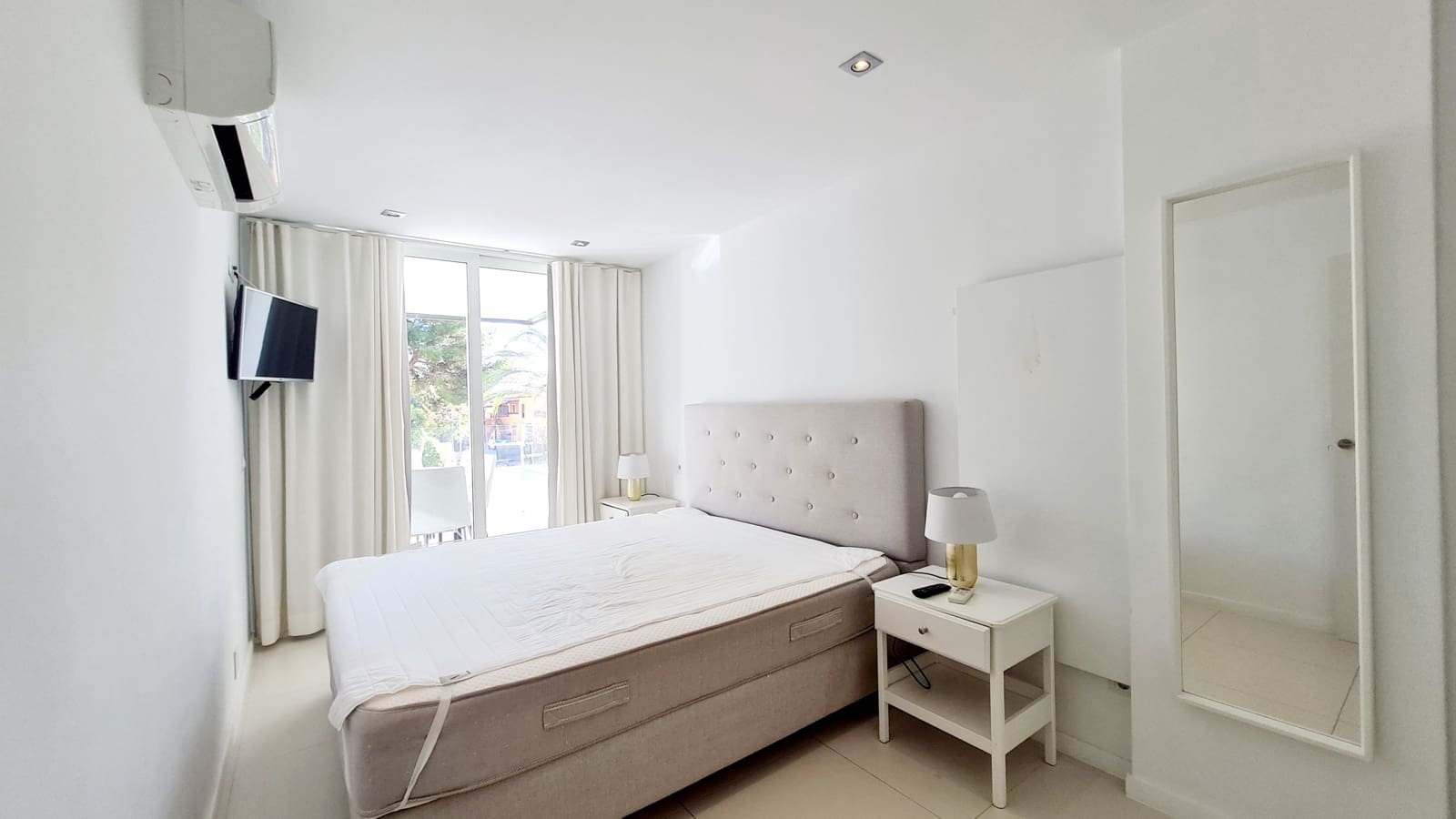 3 sypialnia Apartament na sprzedaż w Puerto Portals - 749 000 € (Ref: 9340256)