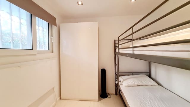 3 sypialnia Apartament na sprzedaż w Puerto Portals, Calvià - 749 000 € (Ref: 9340256)