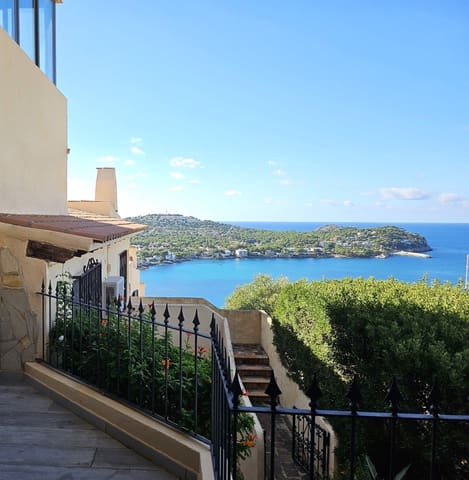 2 soveværelse Lejlighed til salg i Santa Ponsa, Calvià med garage - € 775.000 (Ref: 9345686)