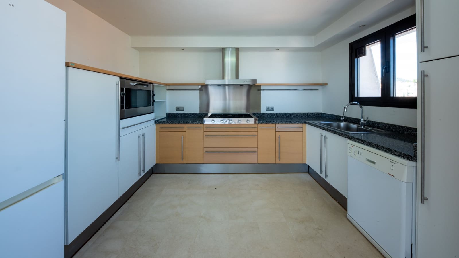 2 chambre Penthouse à vendre à Palma de Mallorca avec garage - 1 050 000 € (Ref: 9348650)