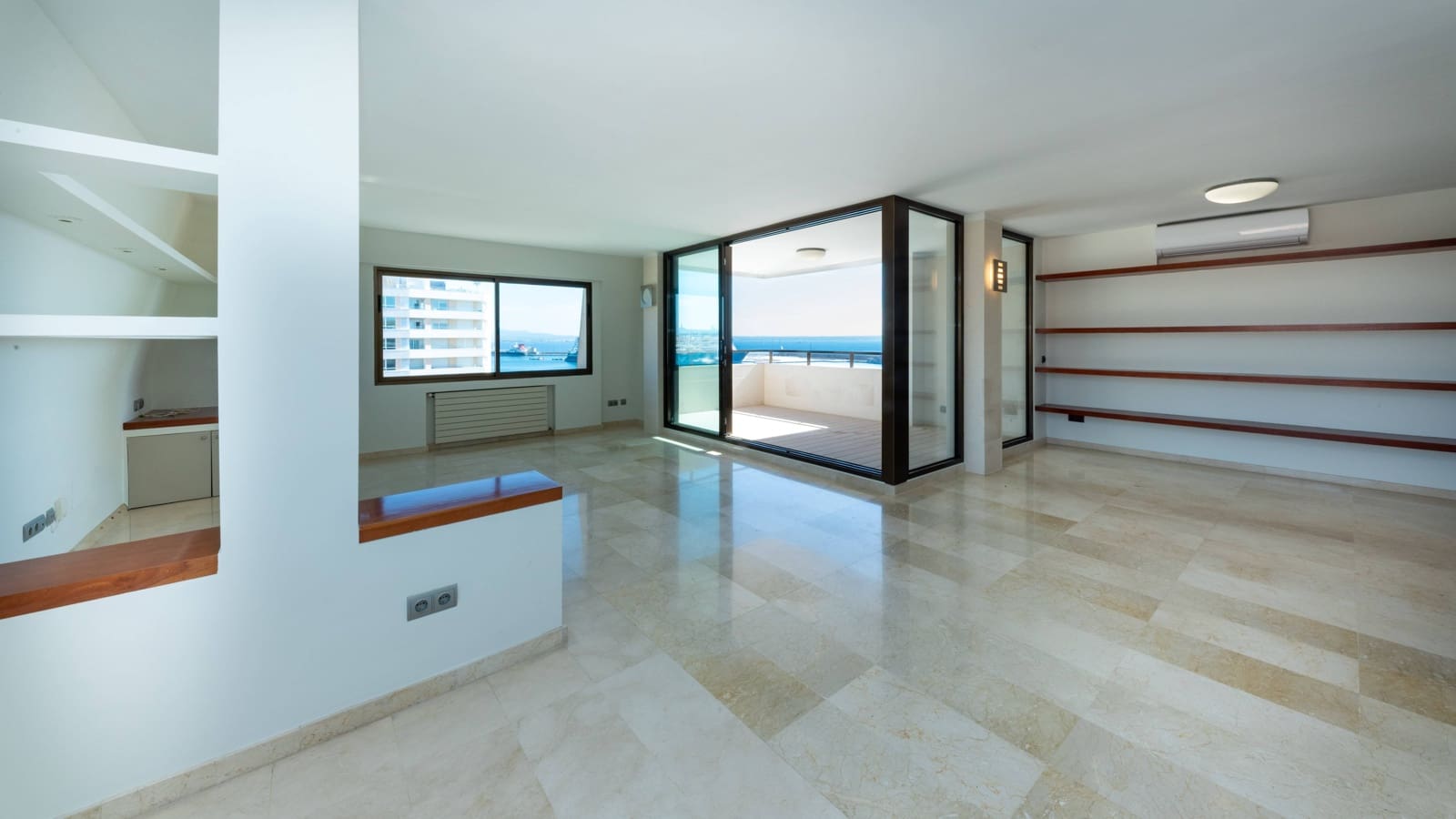 2 chambre Penthouse à vendre à Palma de Mallorca avec garage - 1 050 000 € (Ref: 9348650)