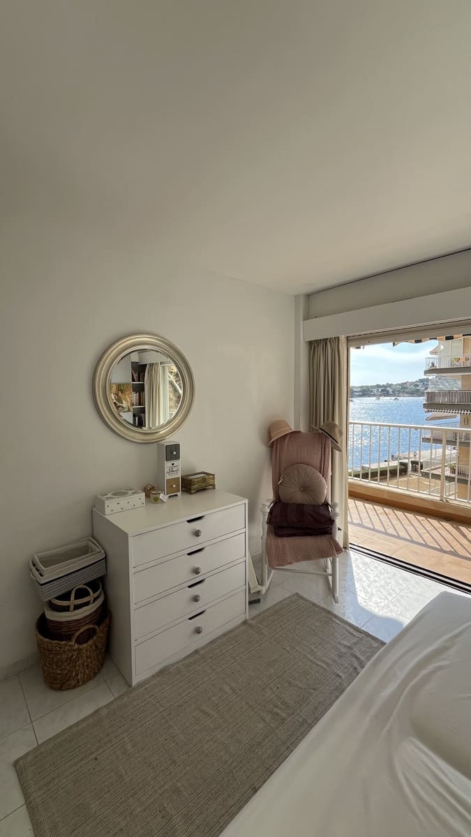 2 bedroom Apartment for sale in Santa Ponsa with garage - € 355,000 (Ref: 9352885)