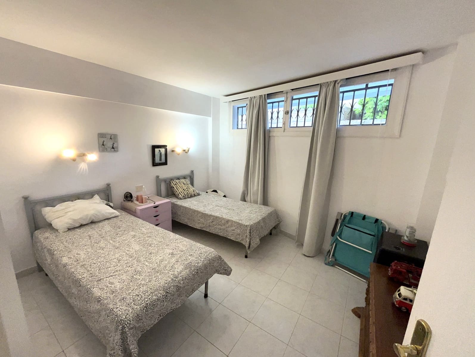 2 bedroom Apartment for sale in Santa Ponsa with garage - € 355,000 (Ref: 9352885)