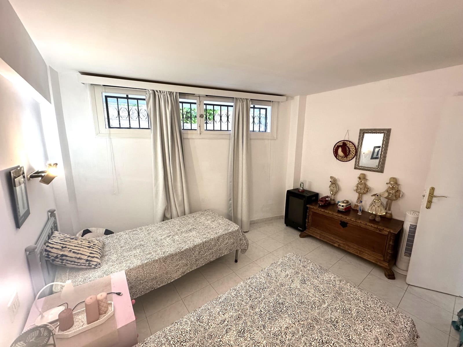 2 bedroom Apartment for sale in Santa Ponsa with garage - € 355,000 (Ref: 9352885)