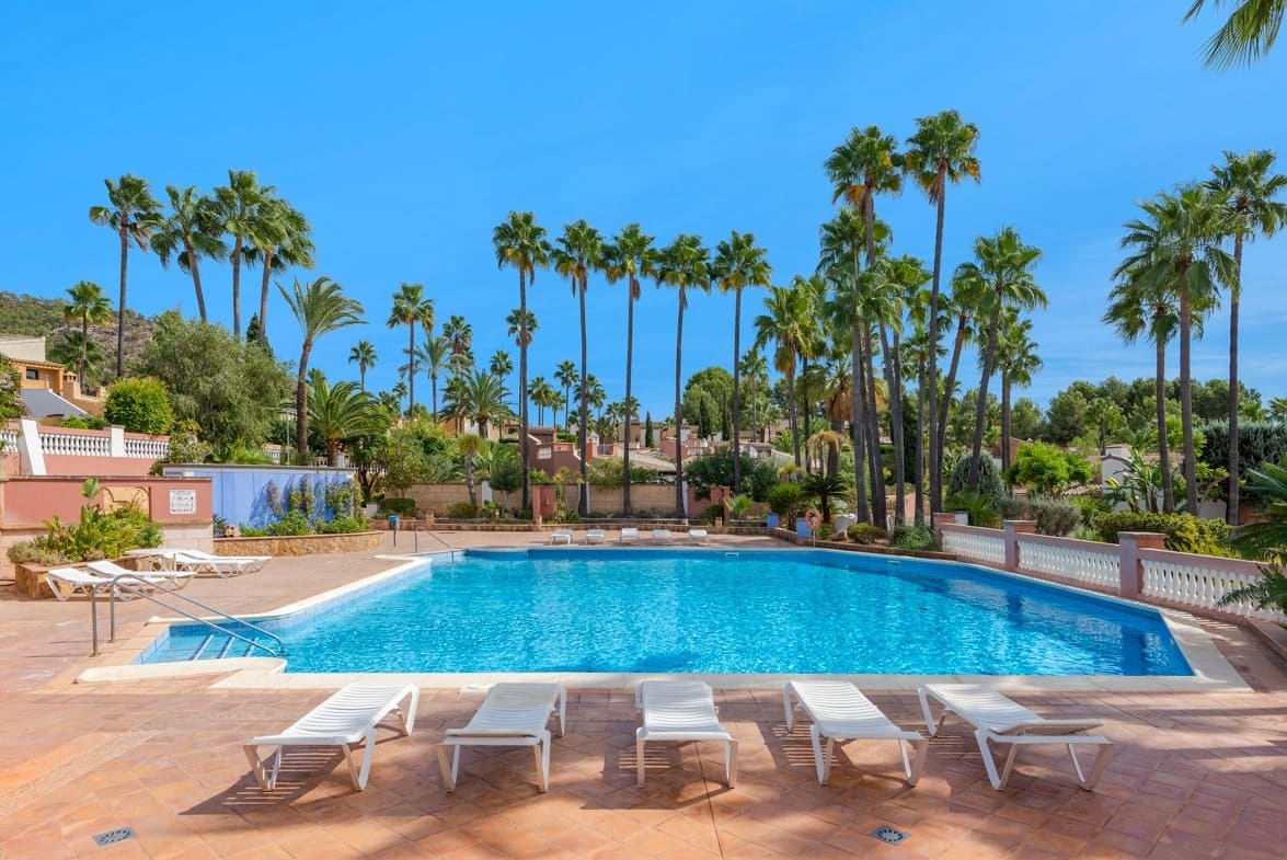 3 soveværelse Villa til salg i Santa Ponsa med swimmingpool garage - € 1.300.000 (Ref: 9354505)