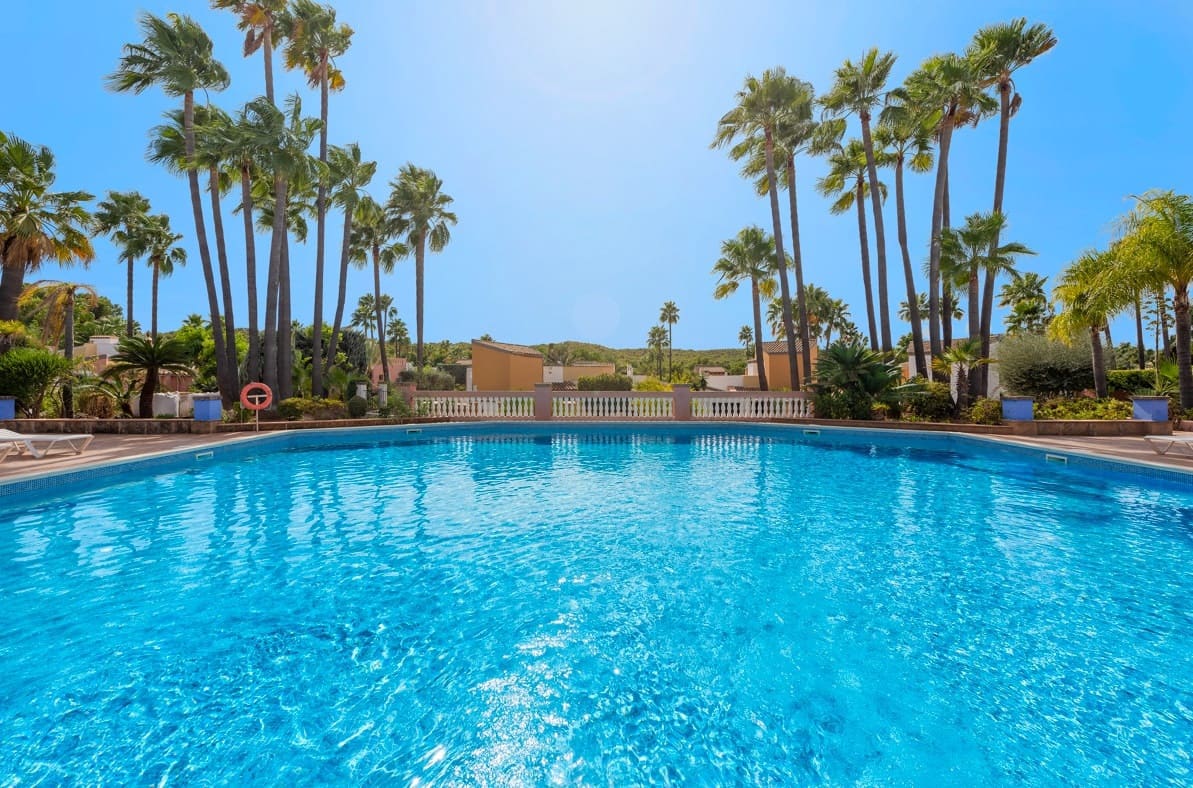 3 soveværelse Villa til salg i Santa Ponsa med swimmingpool garage - € 1.300.000 (Ref: 9354505)