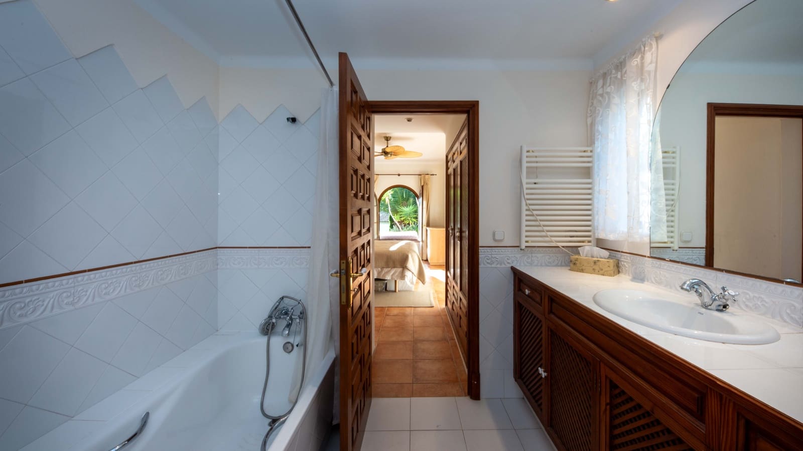 3 soveværelse Villa til salg i Santa Ponsa med swimmingpool garage - € 1.300.000 (Ref: 9354505)