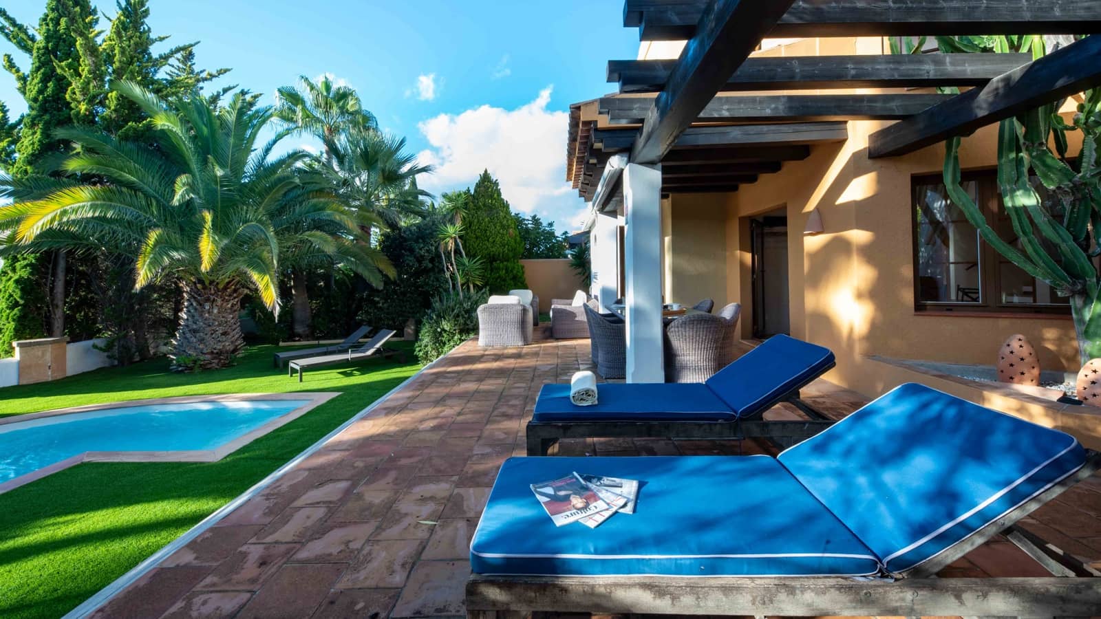 3 soveværelse Villa til salg i Santa Ponsa med swimmingpool garage - € 1.300.000 (Ref: 9354505)