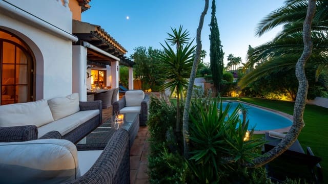 3 soveværelse Villa til salg i Santa Ponsa, Calvià med swimmingpool garage - € 1.300.000 (Ref: 9354505)