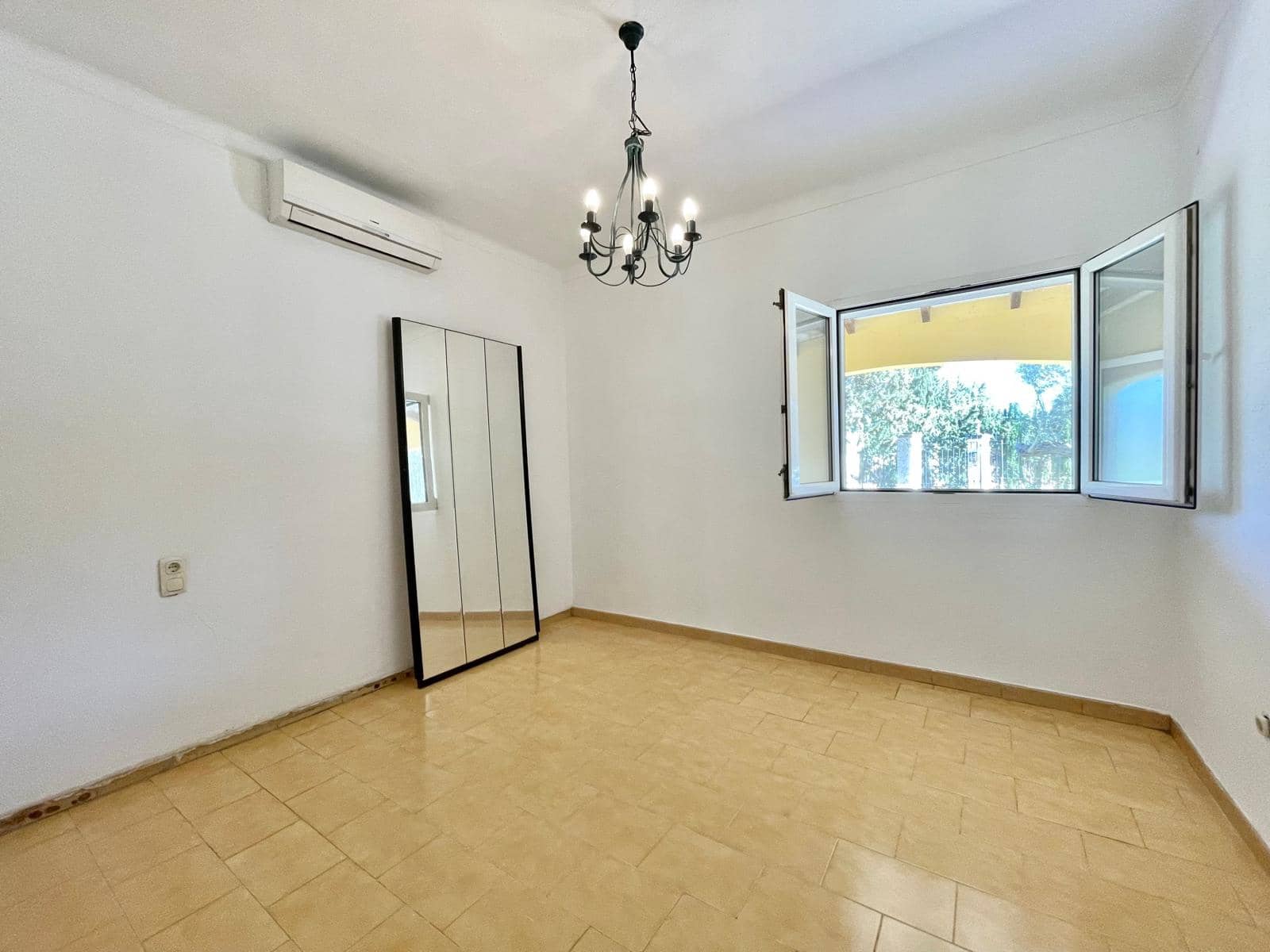 3 bedroom Finca/Country House for sale in Binissalem with pool garage - € 750,000 (Ref: 9354506)