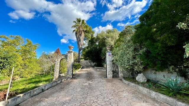 6 quarto Quinta/Casa Rural para venda em Inca com piscina garagem - 1 800 000 € (Ref: 9357836)