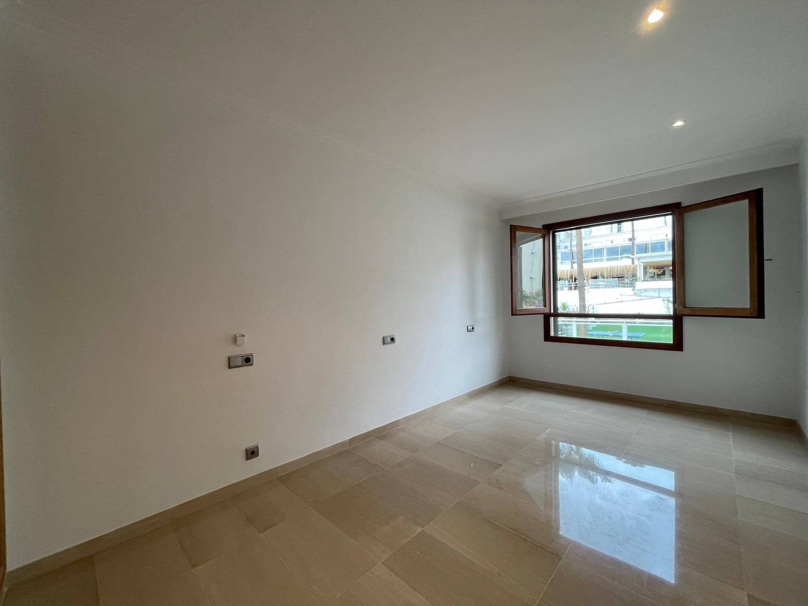 3 bedroom Apartment for rent in Palma de Mallorca with pool garage - € 3,000 (Ref: 9357839)