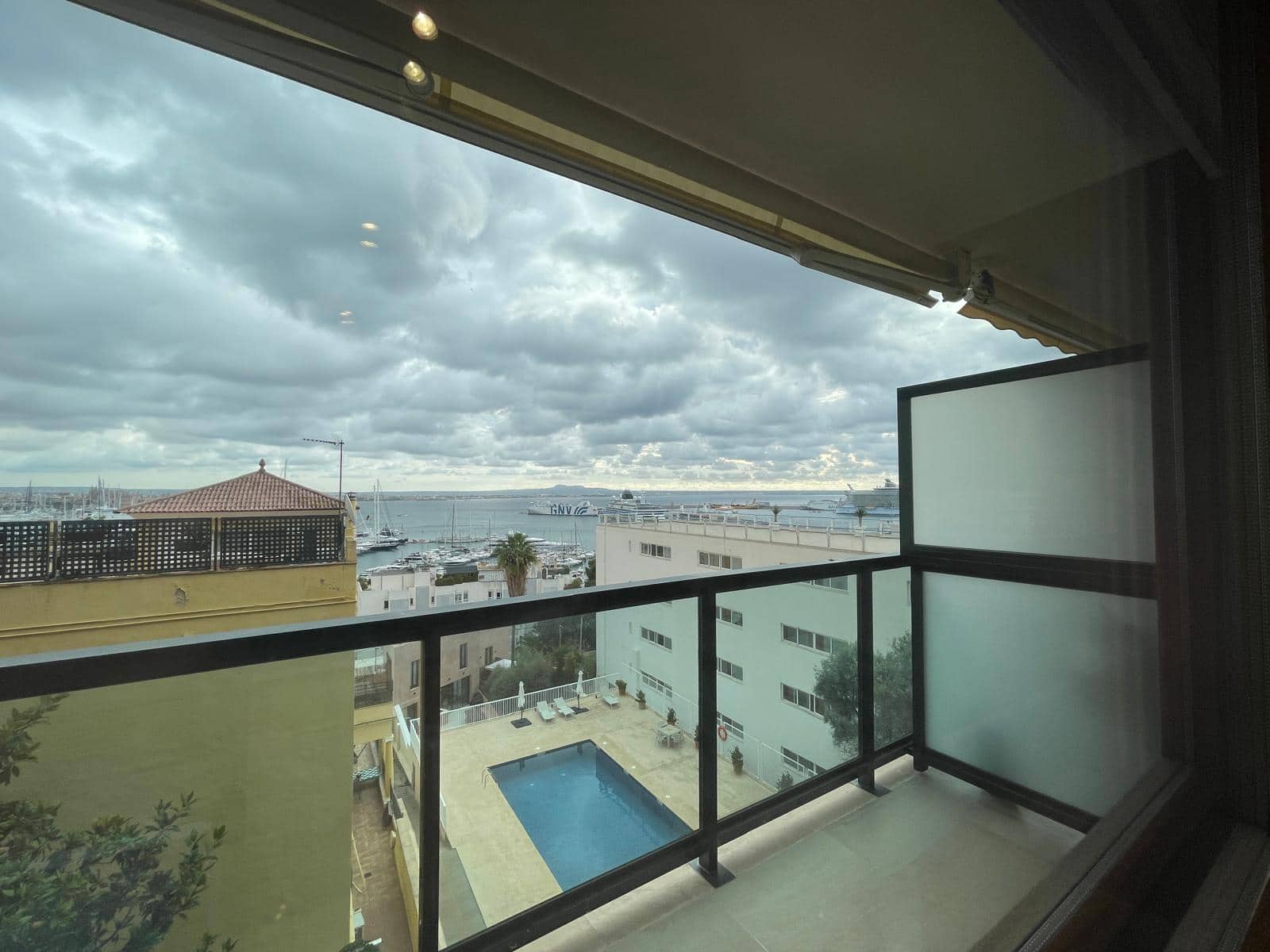 3 bedroom Apartment for rent in Palma de Mallorca with pool garage - € 3,000 (Ref: 9357839)