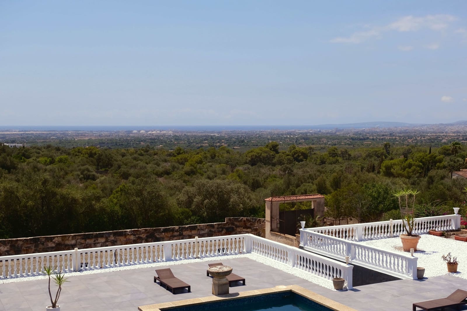 6 bedroom Villa for rent in Marratxi with pool garage - € 8,800 (Ref: 9360882)