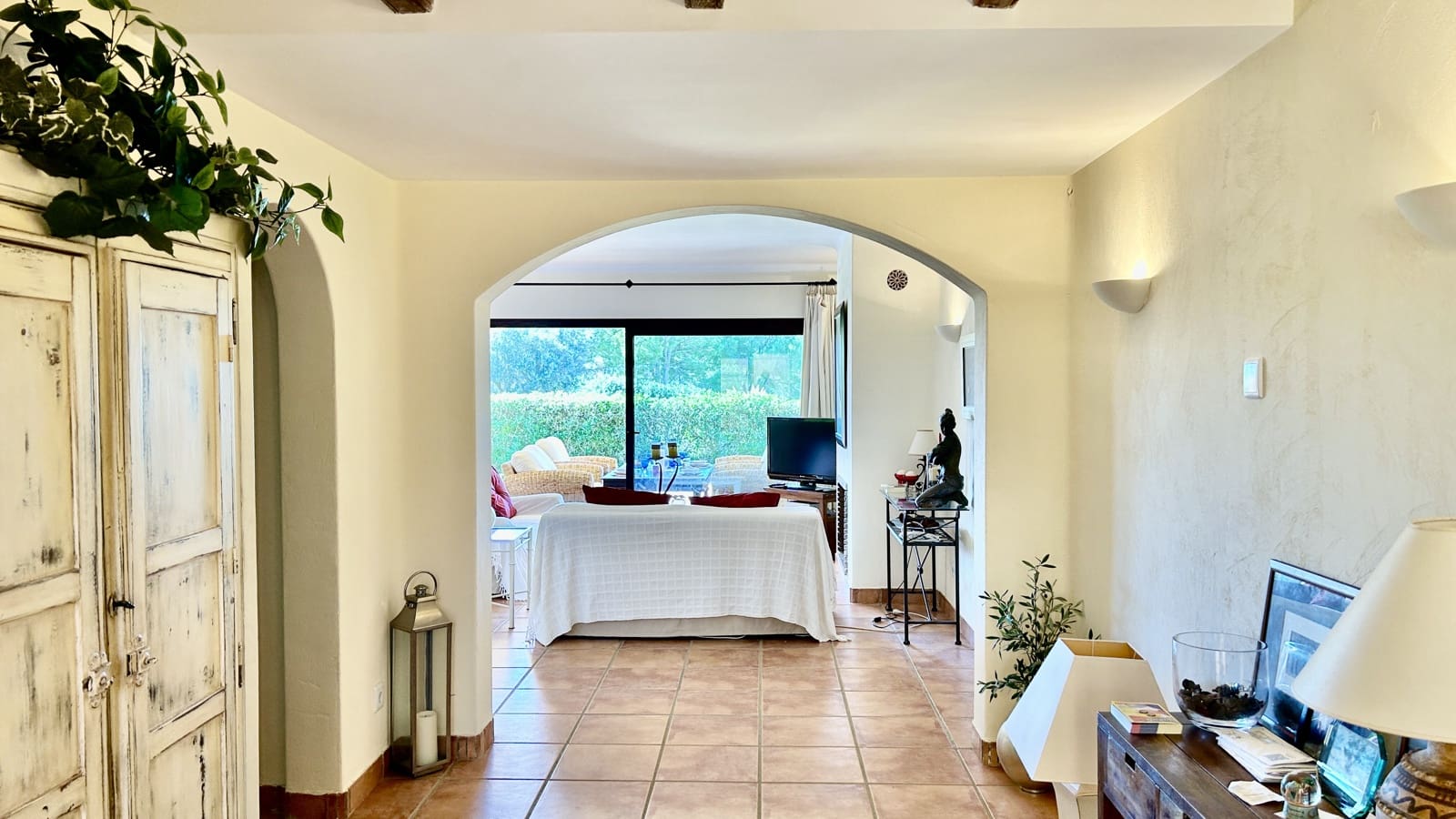 3 bedroom Apartment for sale in Santa Ponsa with garage - € 995,000 (Ref: 9360885)