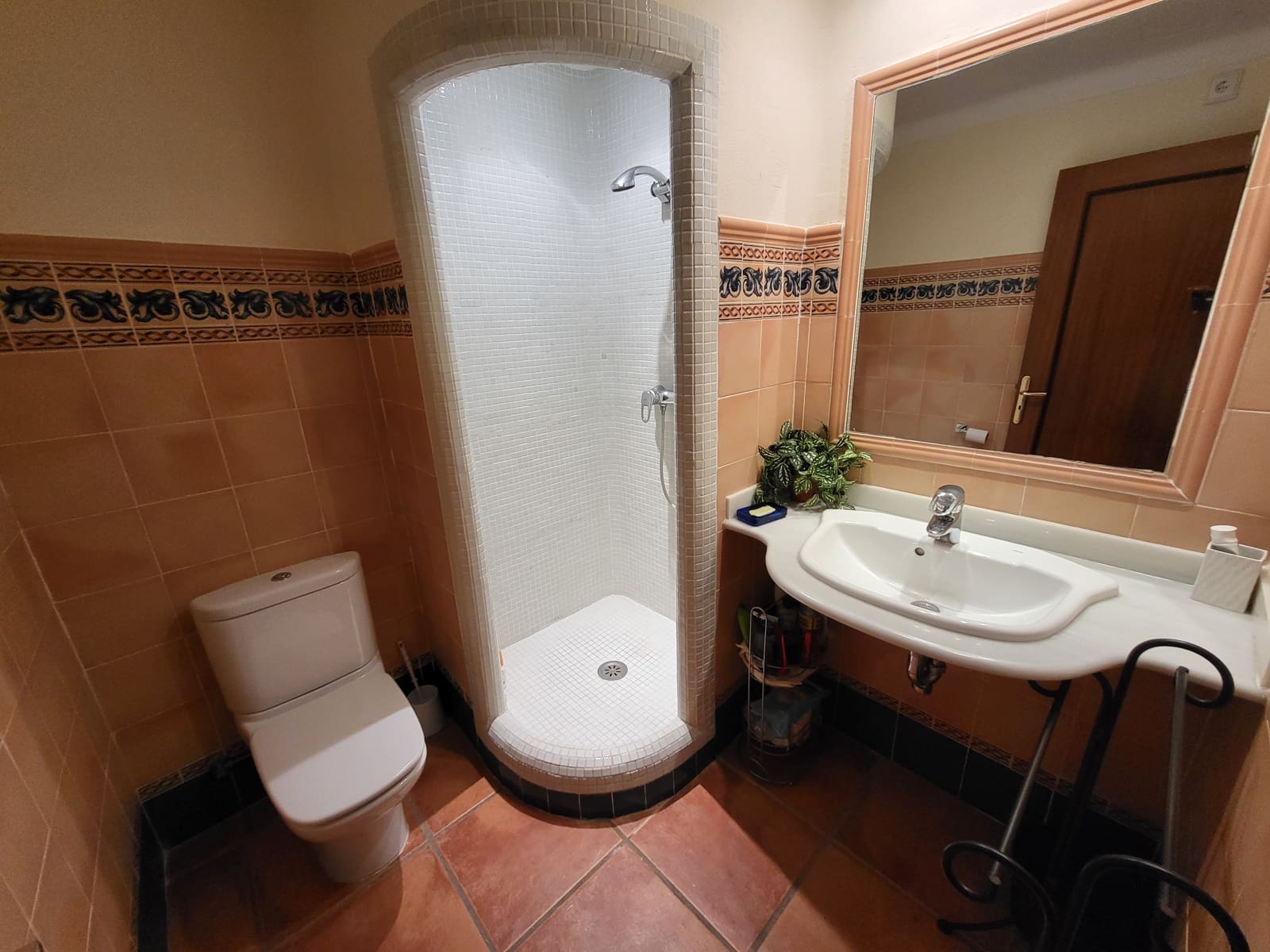 3 bedroom Apartment for sale in Santa Ponsa with garage - € 995,000 (Ref: 9360885)