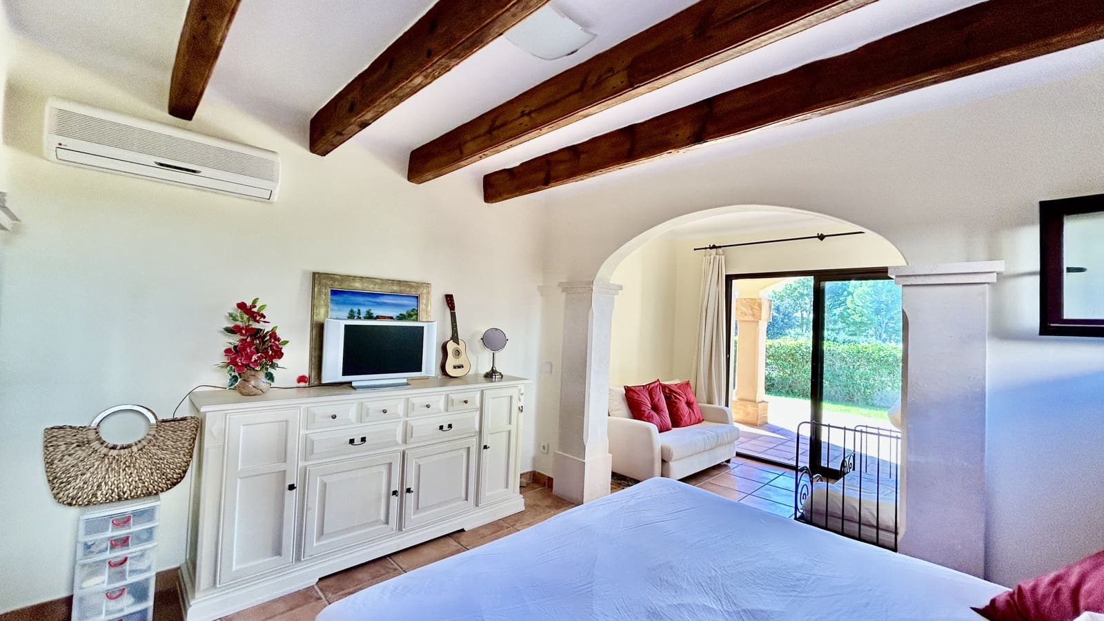 3 bedroom Apartment for sale in Santa Ponsa with garage - € 995,000 (Ref: 9360885)