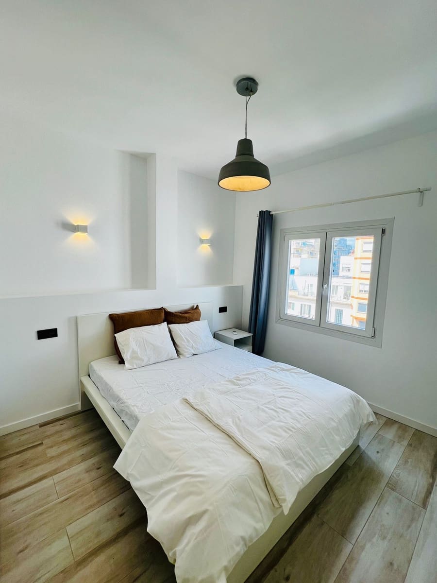 2 slaapkamer Penthouse te huur in Palma de Mallorca - € 2.000 (Ref: 9363409)