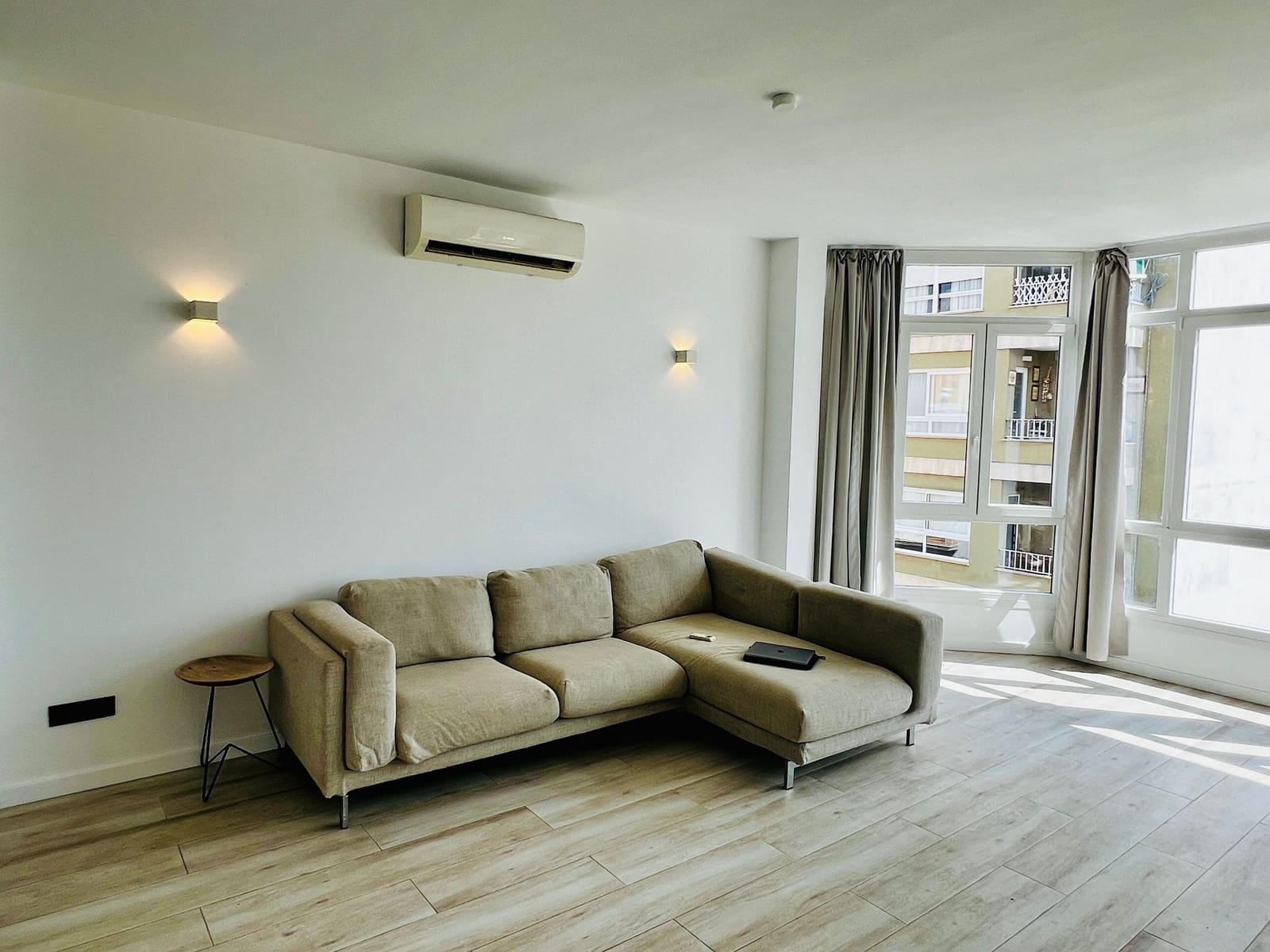 2 slaapkamer Penthouse te huur in Palma de Mallorca - € 2.000 (Ref: 9363409)