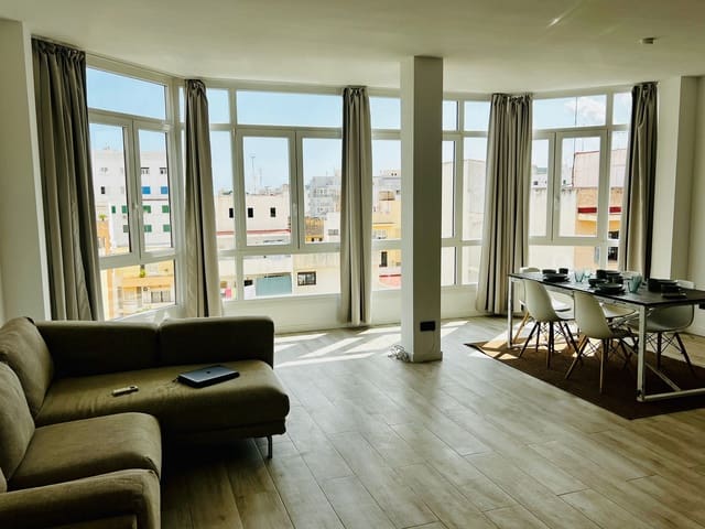 2 makuuhuone Kattohuoneisto vuokrattavana paikassa Santa Catalina, Palma de Mallorca - 2 000 € (Ref: 9363409)