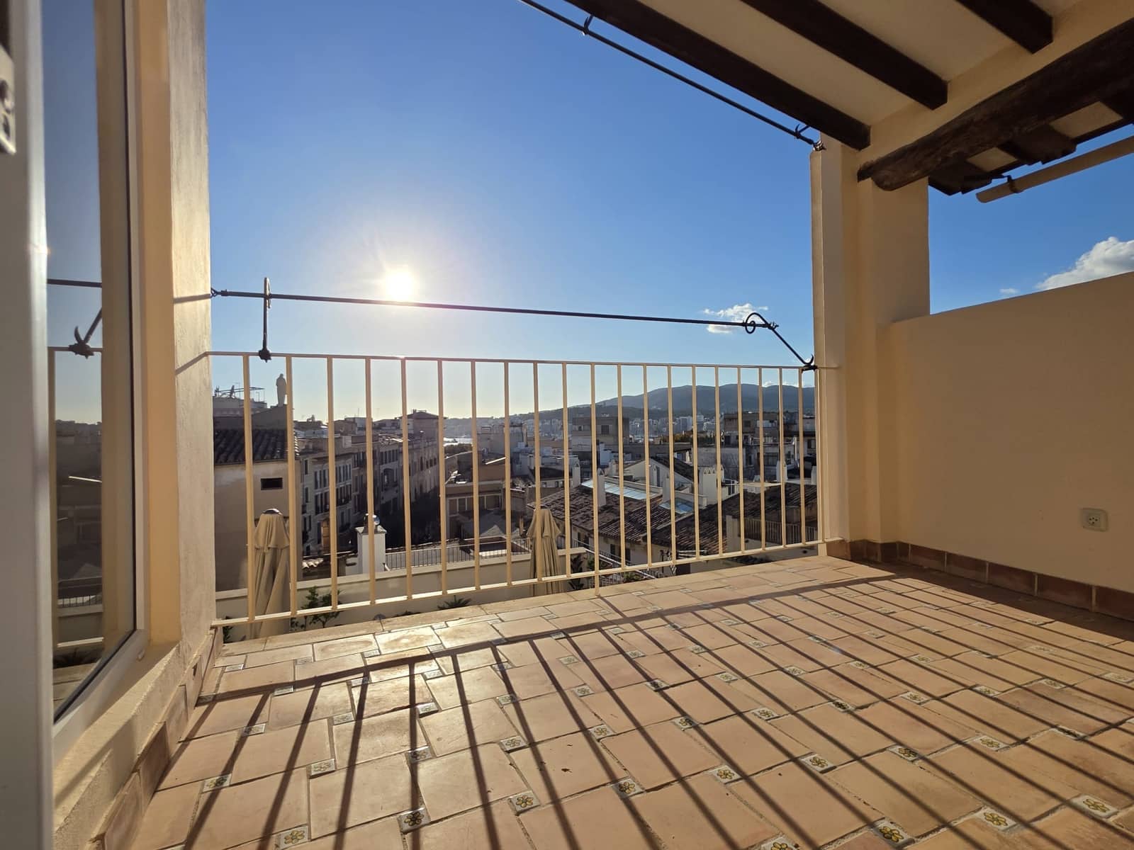 1 sypialnia Penthouse do wynajęcia w Palma de Mallorca - 2 100 € (Ref: 9371153)