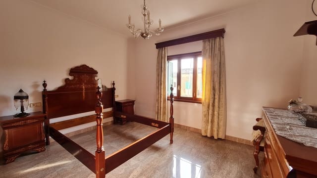 3 soveværelse Byhus til salg i Manacor med garage - € 650.000 (Ref: 9371154)