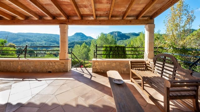 5 bedroom Finca/Country House for sale in Puigpunyent with pool garage - € 3,995,000 (Ref: 9371155)