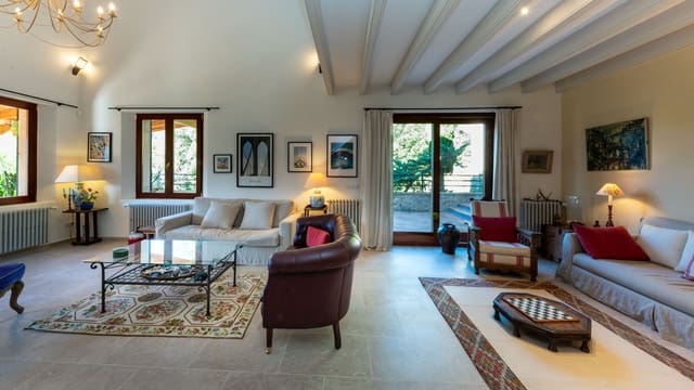 5 bedroom Finca/Country House for sale in Puigpunyent with pool garage - € 3,995,000 (Ref: 9371155)