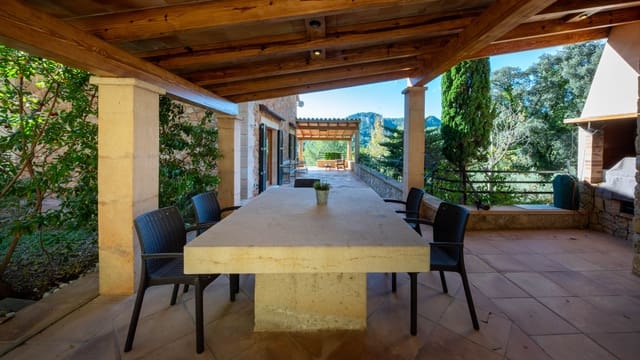 5 bedroom Finca/Country House for sale in Puigpunyent with pool garage - € 3,995,000 (Ref: 9371155)