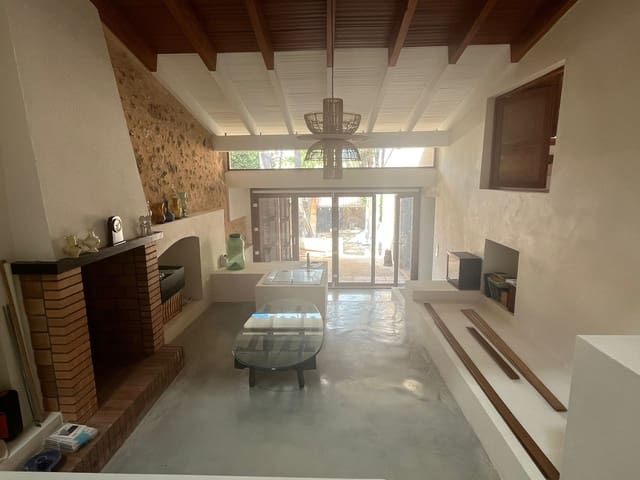 4 soveværelse Villa til leje i Sencelles med swimmingpool garage - € 4.000 (Ref: 9380159)