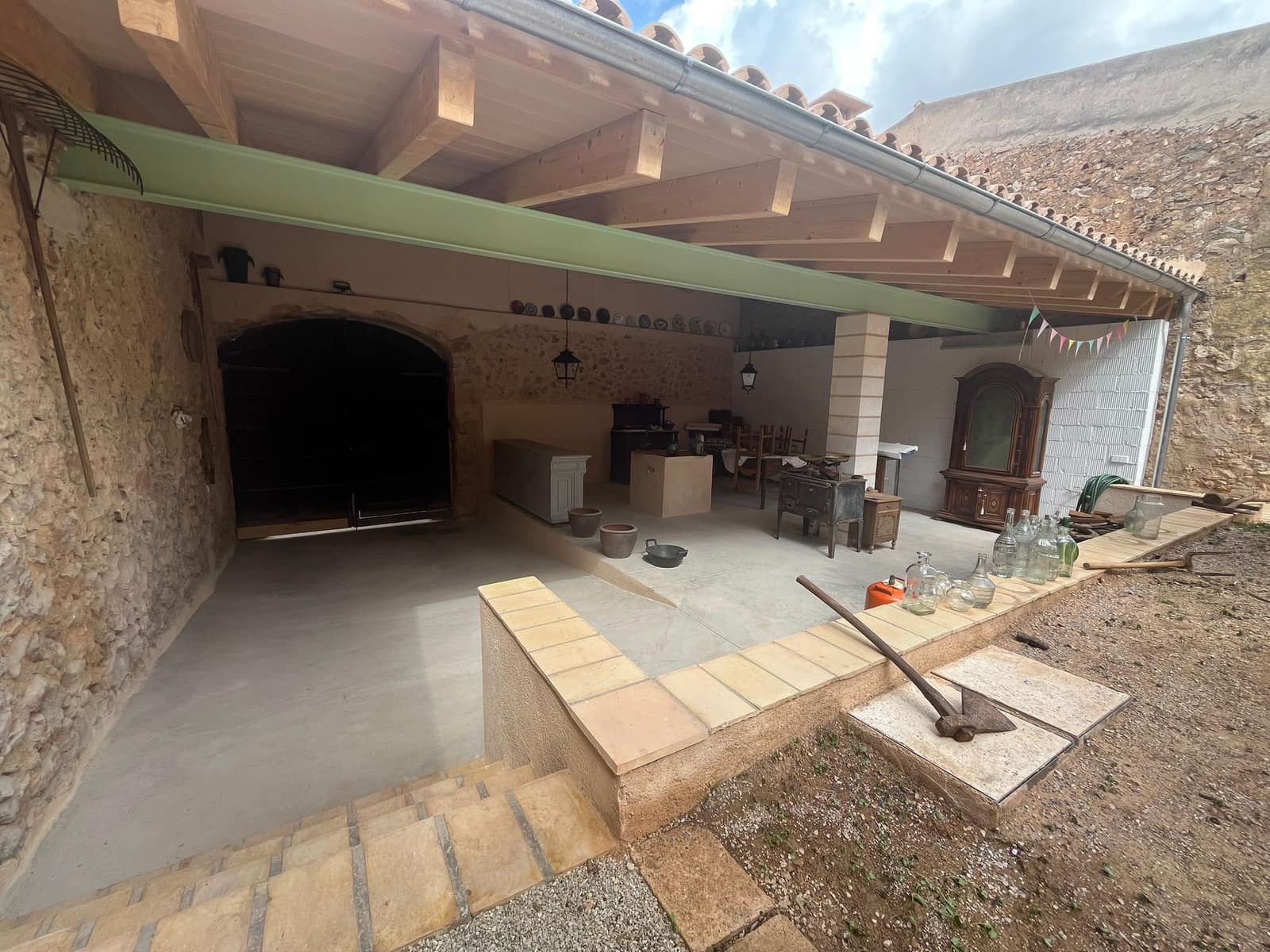 4 soveværelse Villa til leje i Sencelles med swimmingpool garage - € 4.000 (Ref: 9380159)