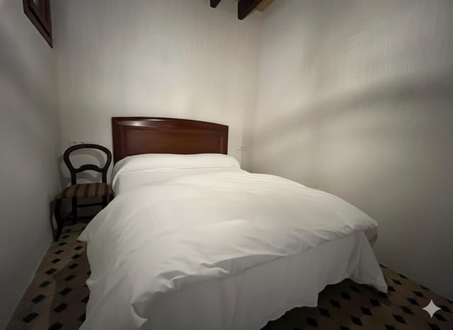 4 soveværelse Villa til leje i Sencelles med swimmingpool garage - € 4.000 (Ref: 9380159)